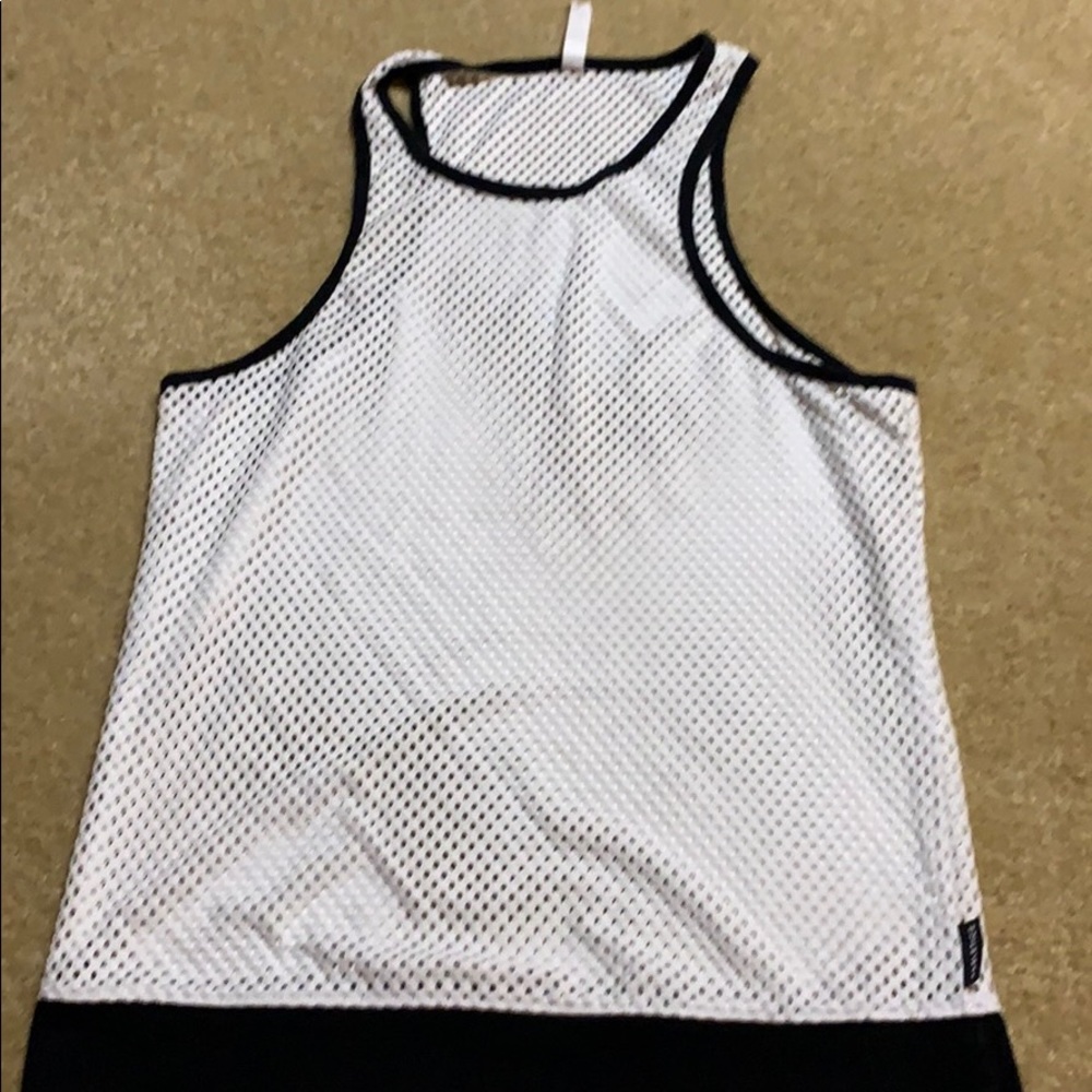 Fabletics net design white workout tank size small